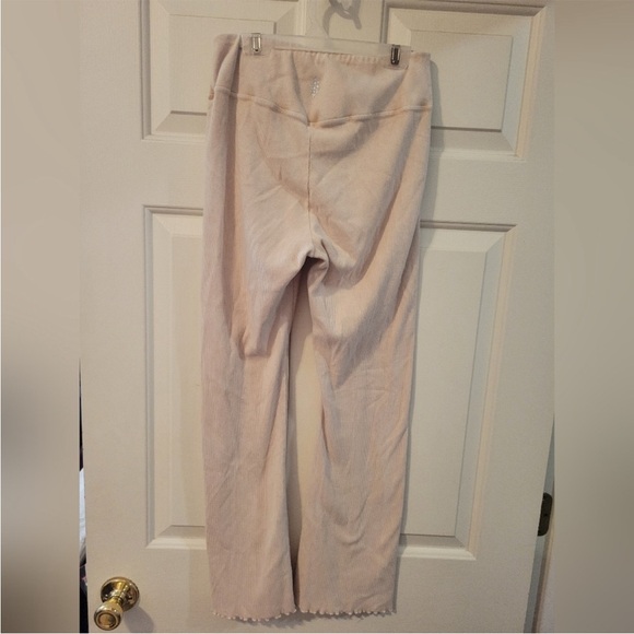 EUC Free People FP Movement Right On Ribbed Flare Pants, size L - Picture 9 of 10